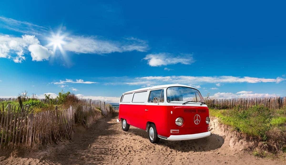 Combi Wolkswagen sur la plage